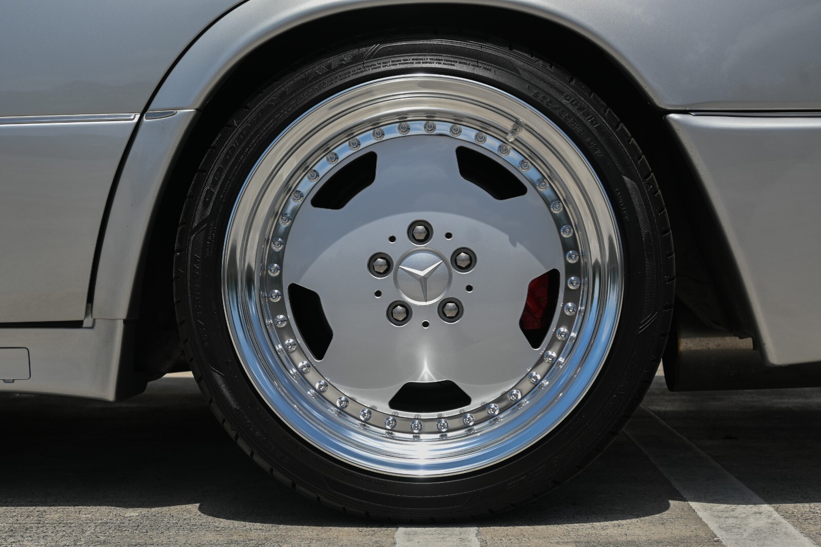 Mercedes-Benz-E-Class-1994-Sedan-12