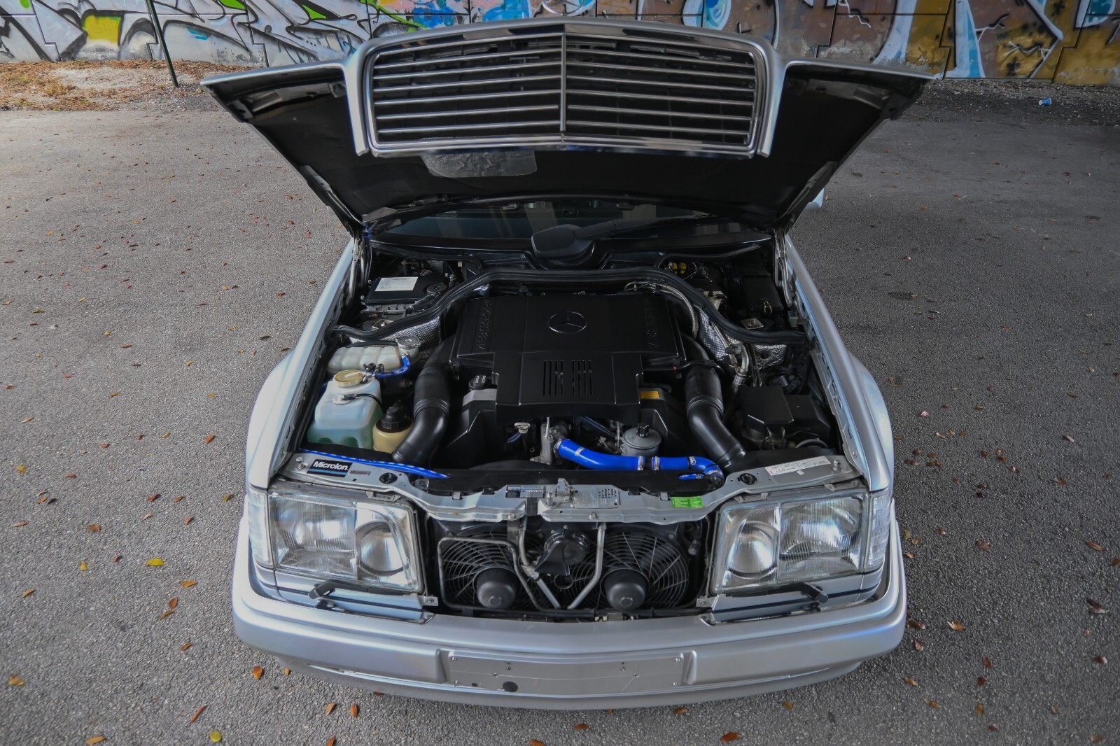 Mercedes-Benz-E-Class-1994-Sedan-23