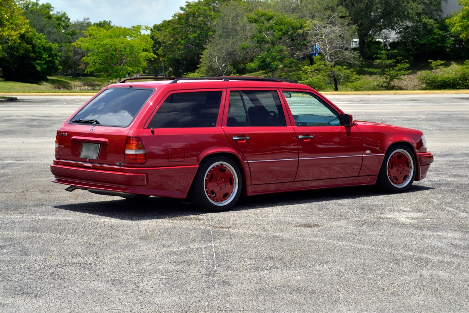 Mercedes-Benz-E-Class-1994-Wagon-13
