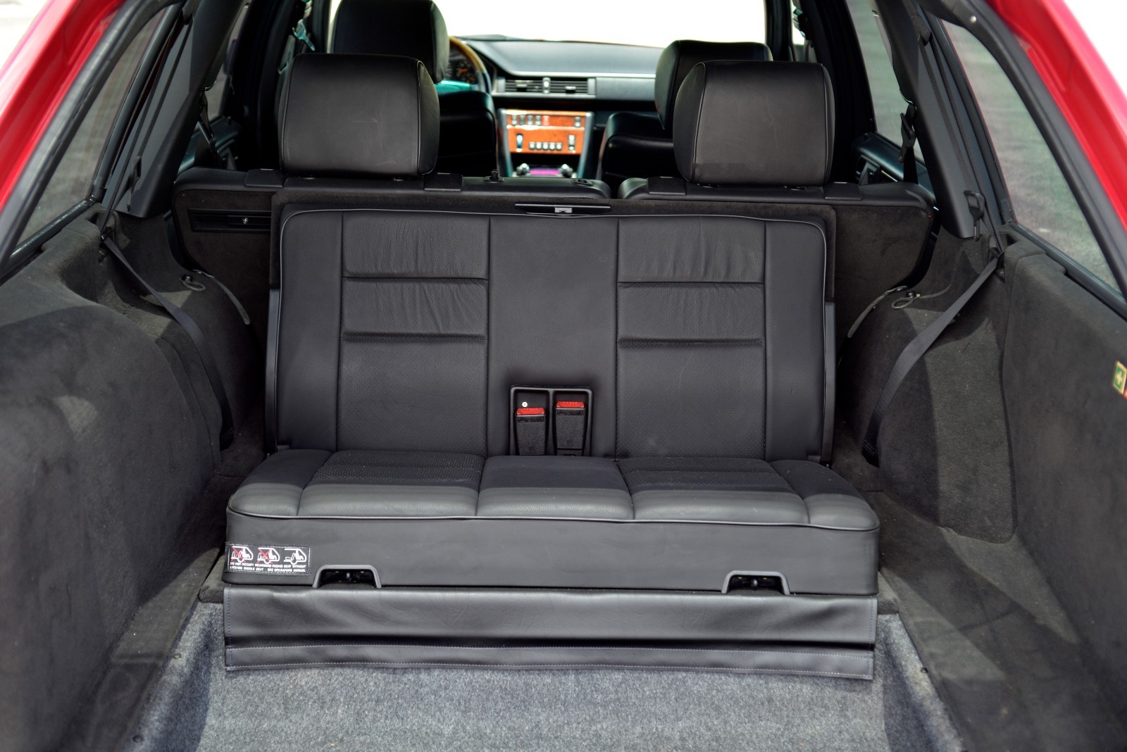 Mercedes-Benz-E-Class-1994-Wagon-32