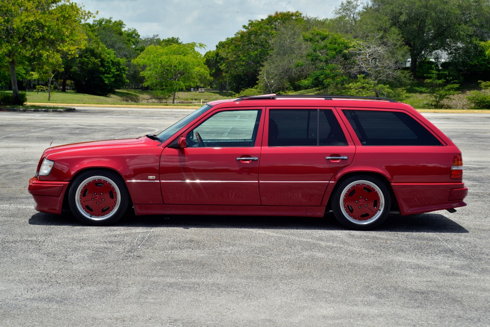 Mercedes-Benz-E-Class-1994-Wagon-5