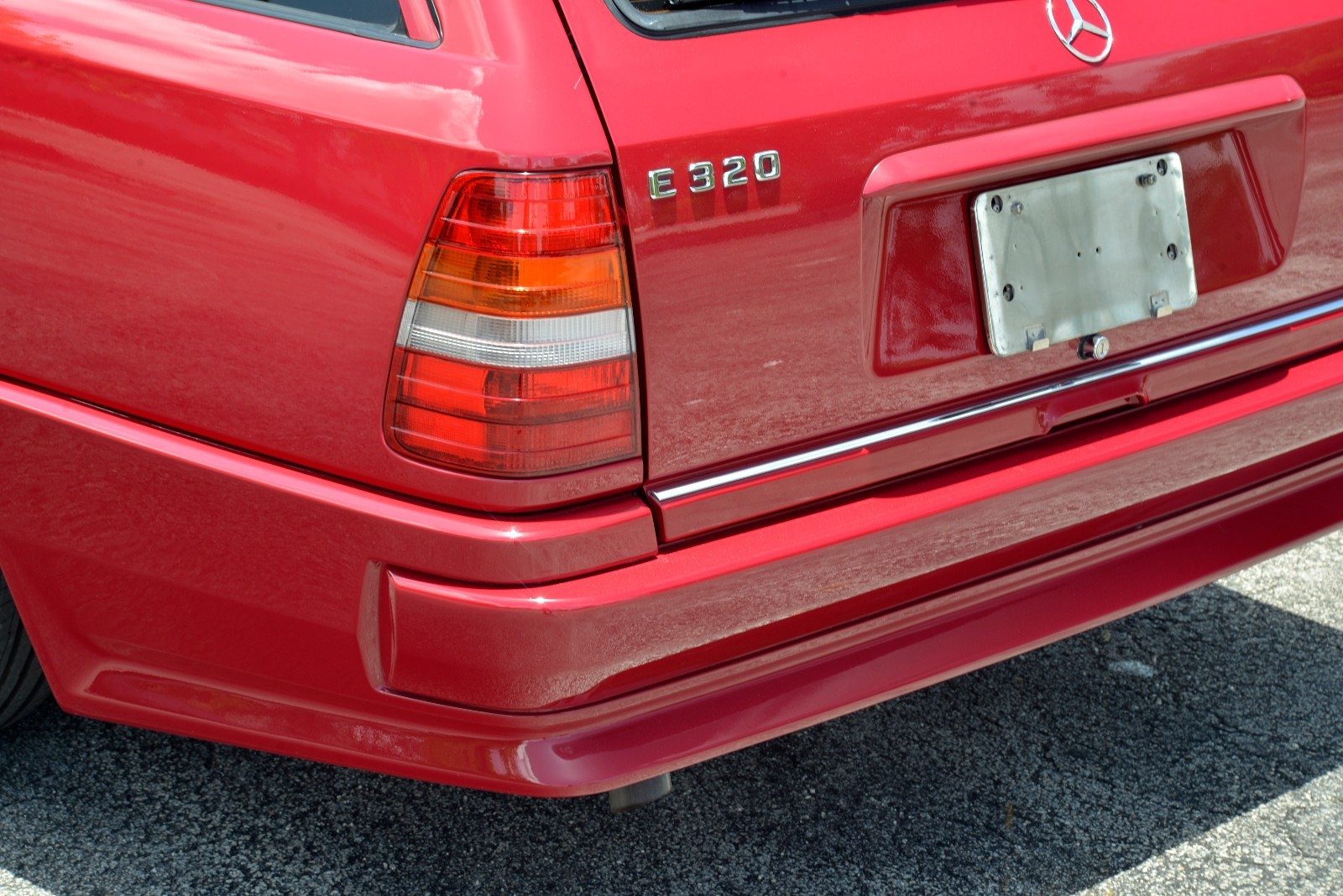 Mercedes-Benz-E-Class-1994-Wagon-7