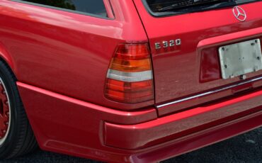 Mercedes-Benz-E-Class-1994-Wagon-8