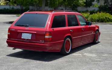 Mercedes-Benz-E-Class-1994-Wagon-9