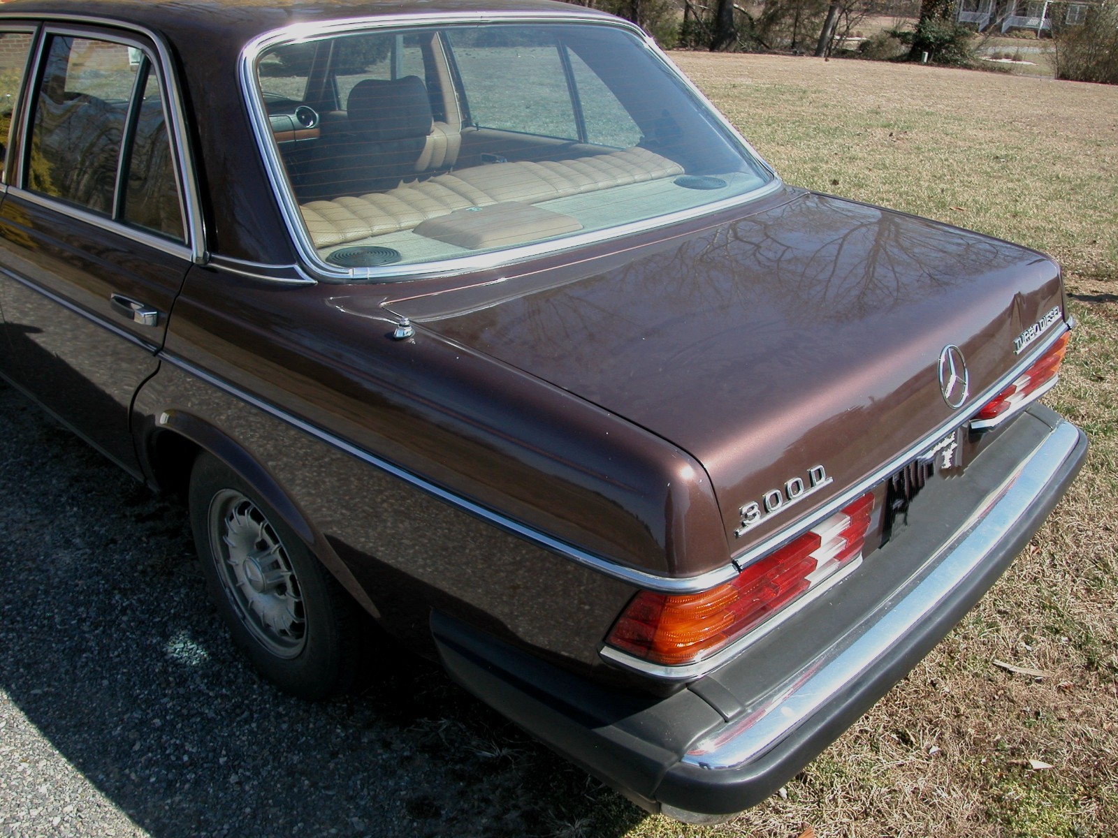 Mercedes-Benz-Other-1982-Sedan-16