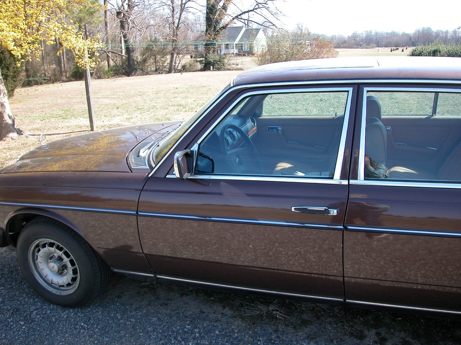 Mercedes-Benz-Other-1982-Sedan-18