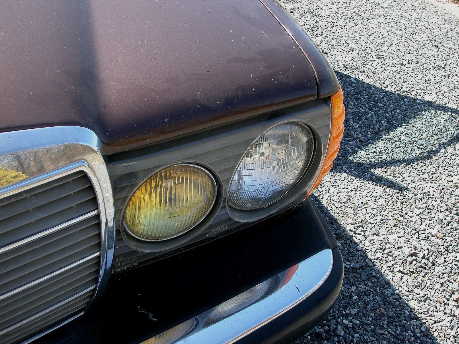 Mercedes-Benz-Other-1982-Sedan-31