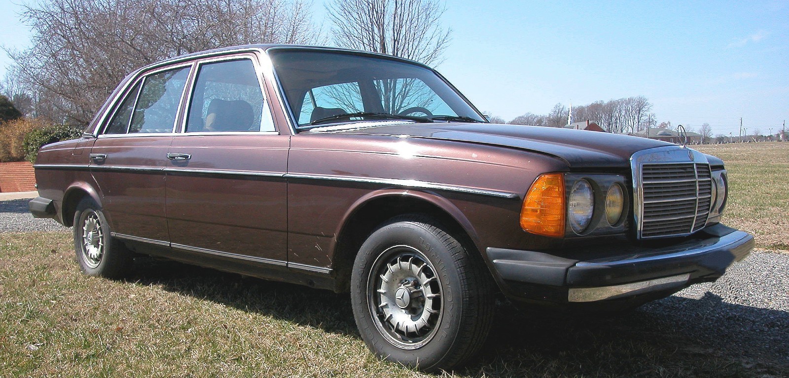 Mercedes-Benz-Other-1982-Sedan-5