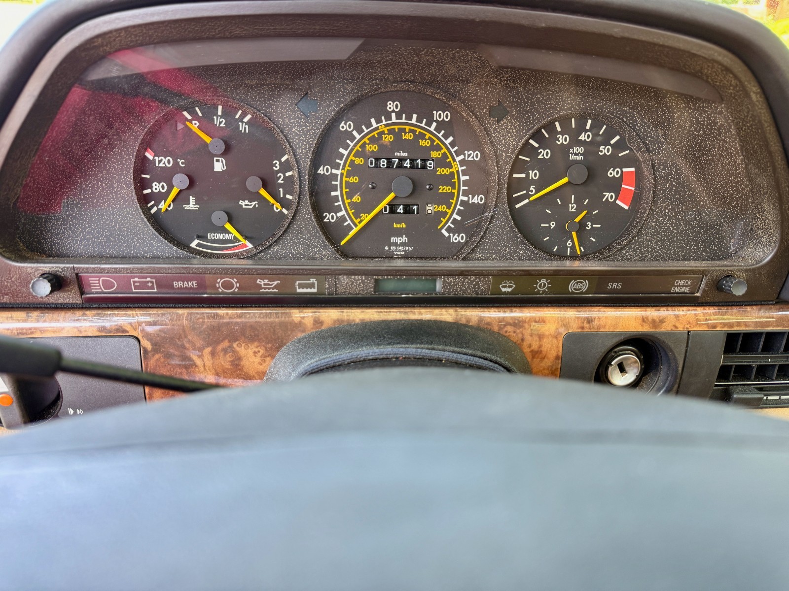 Mercedes-Benz-Other-1991-Sedan-16