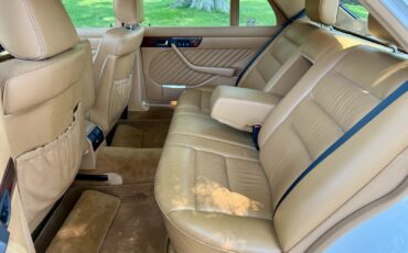Mercedes-Benz-Other-1991-Sedan-18