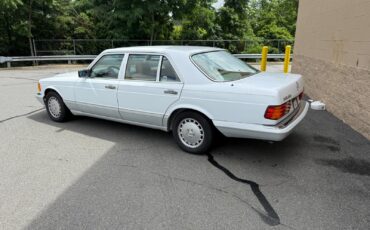 Mercedes-Benz-Other-1991-Sedan-7