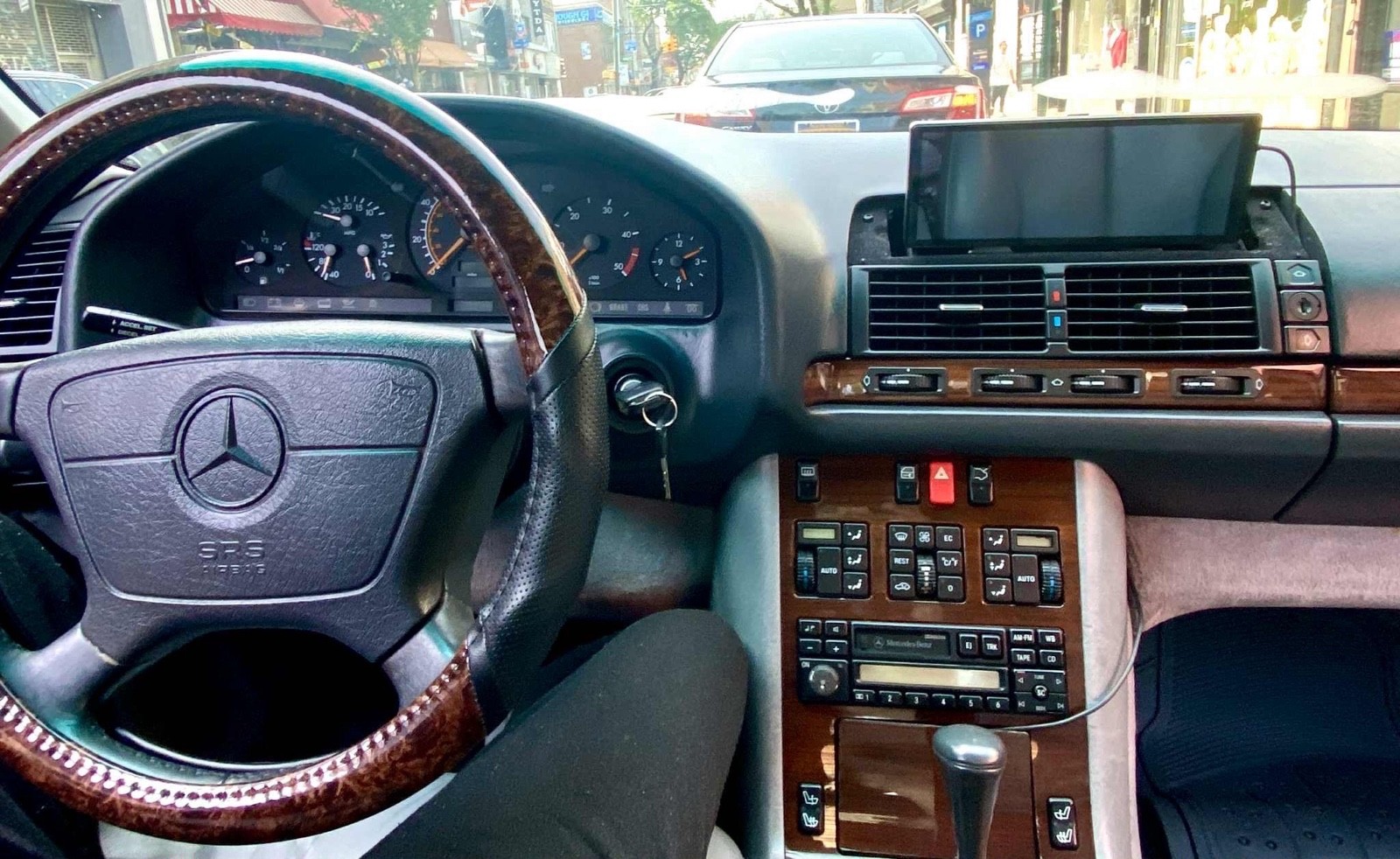 Mercedes-Benz-S-350-1995-5