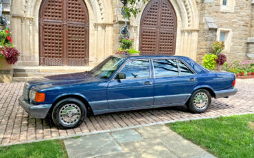 Mercedes-Benz-S-Class-1989-Sedan-10