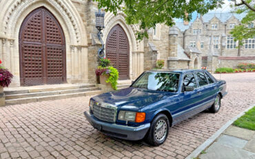 Mercedes-Benz-S-Class-1989-Sedan-11
