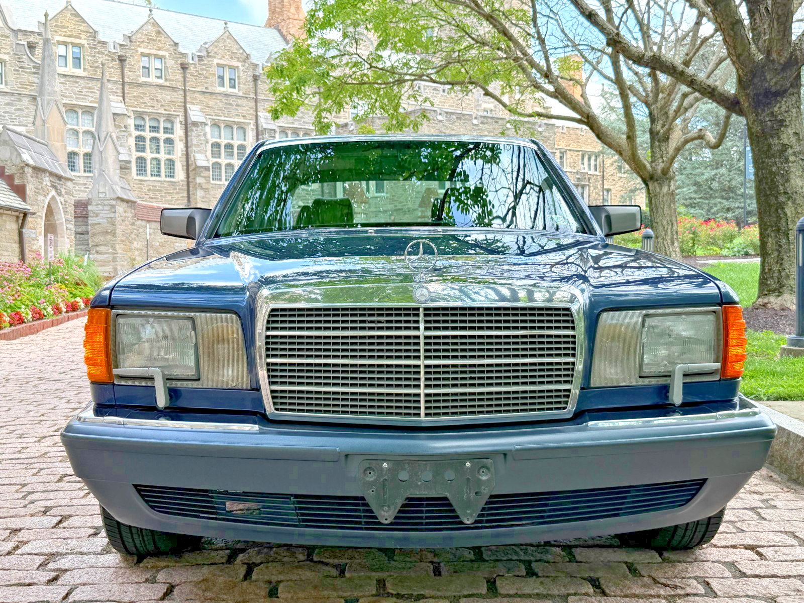 Mercedes-Benz-S-Class-1989-Sedan-5