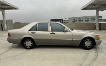Mercedes-Benz-S-Class-1994-Sedan-4