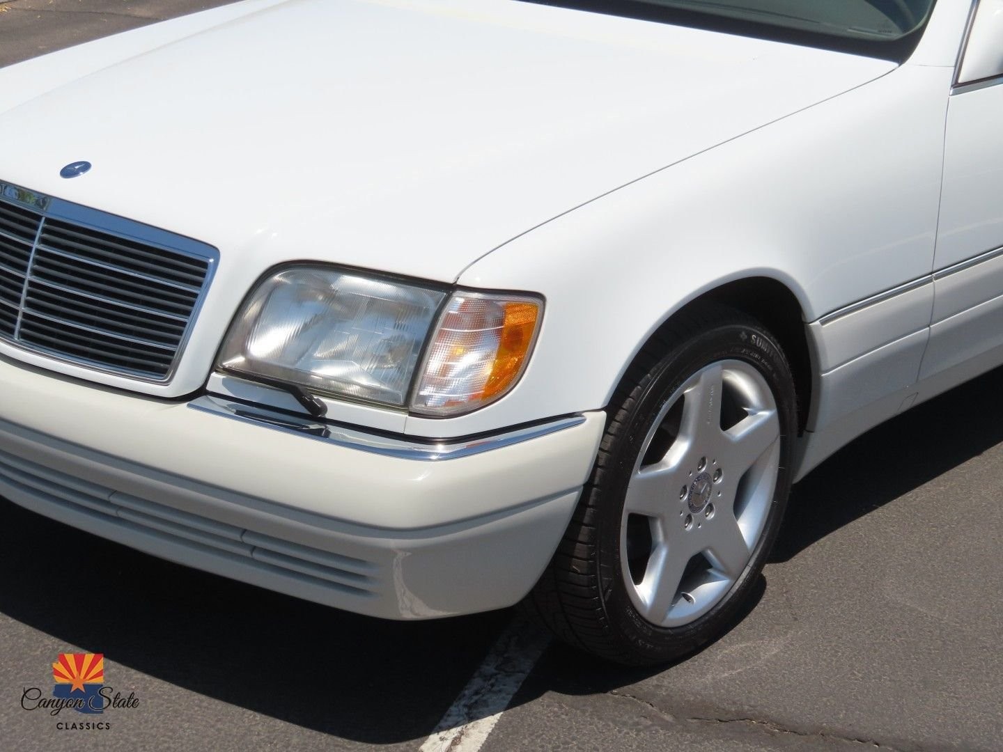 Mercedes-Benz-S-Class-1995-Sedan-11