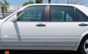 Mercedes-Benz-S-Class-1995-Sedan-17