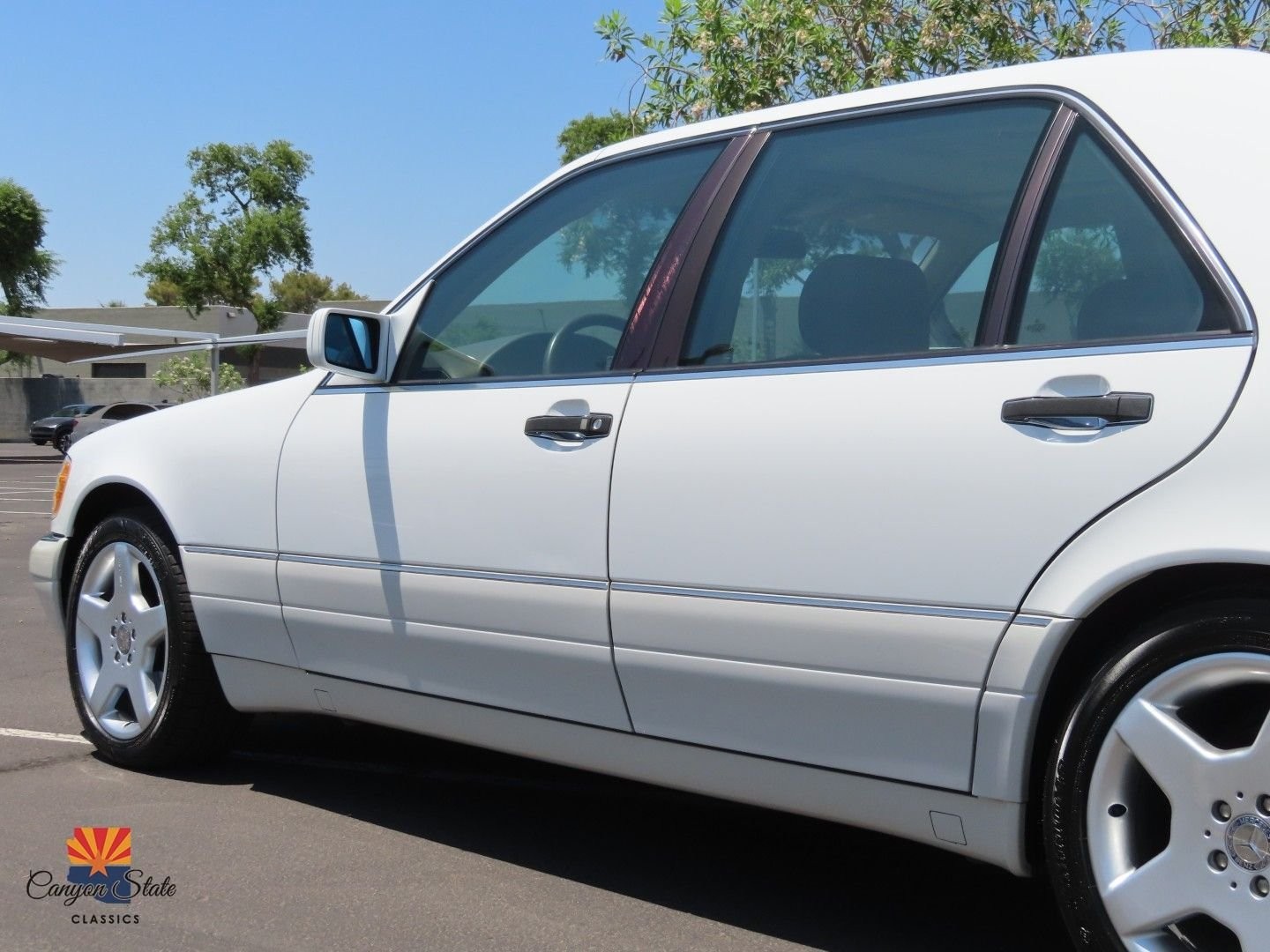 Mercedes-Benz-S-Class-1995-Sedan-20