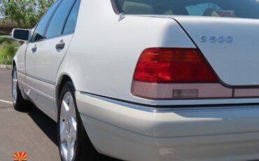 Mercedes-Benz-S-Class-1995-Sedan-23