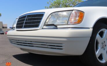 Mercedes-Benz-S-Class-1995-Sedan-35