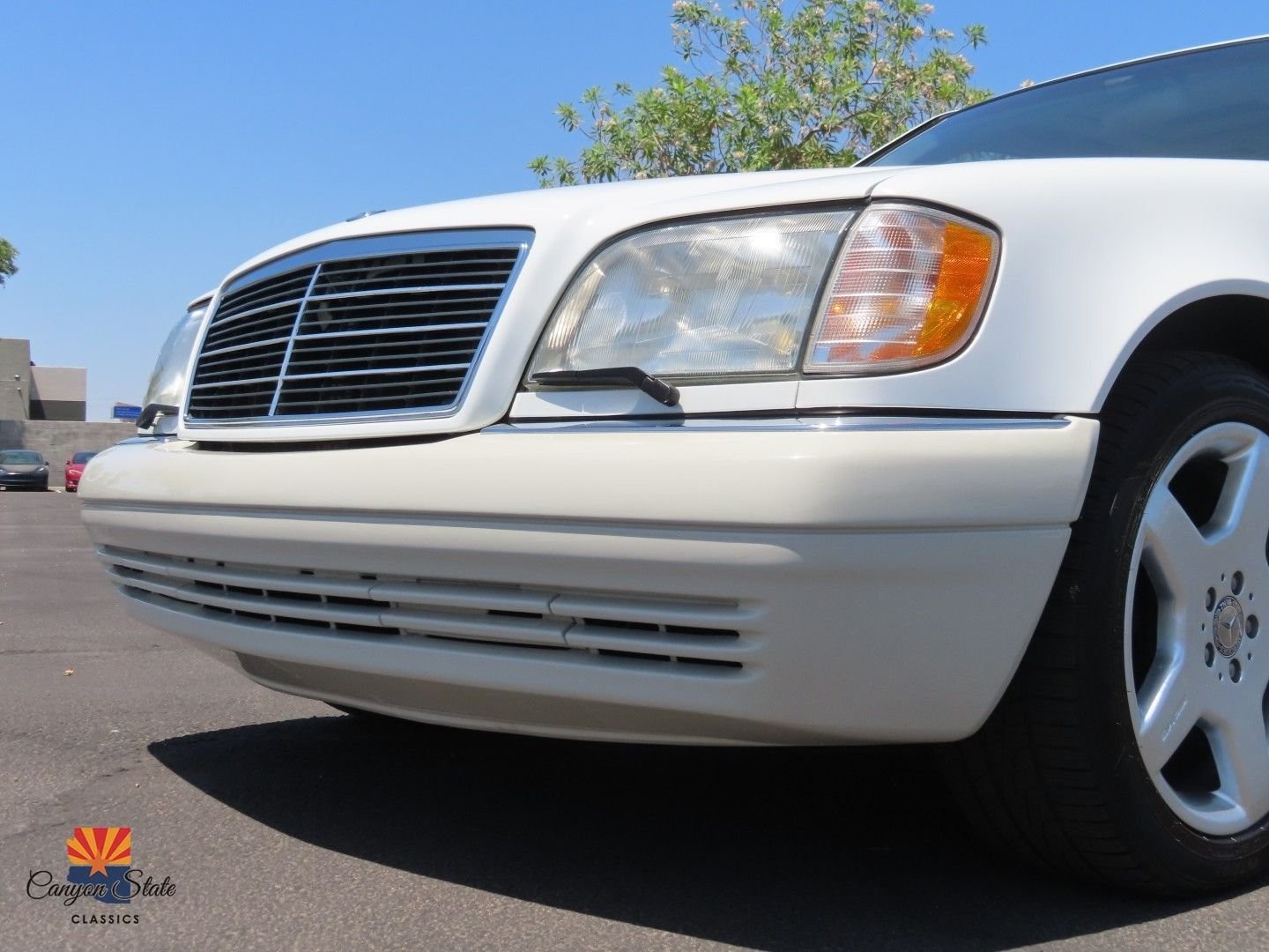 Mercedes-Benz-S-Class-1995-Sedan-35