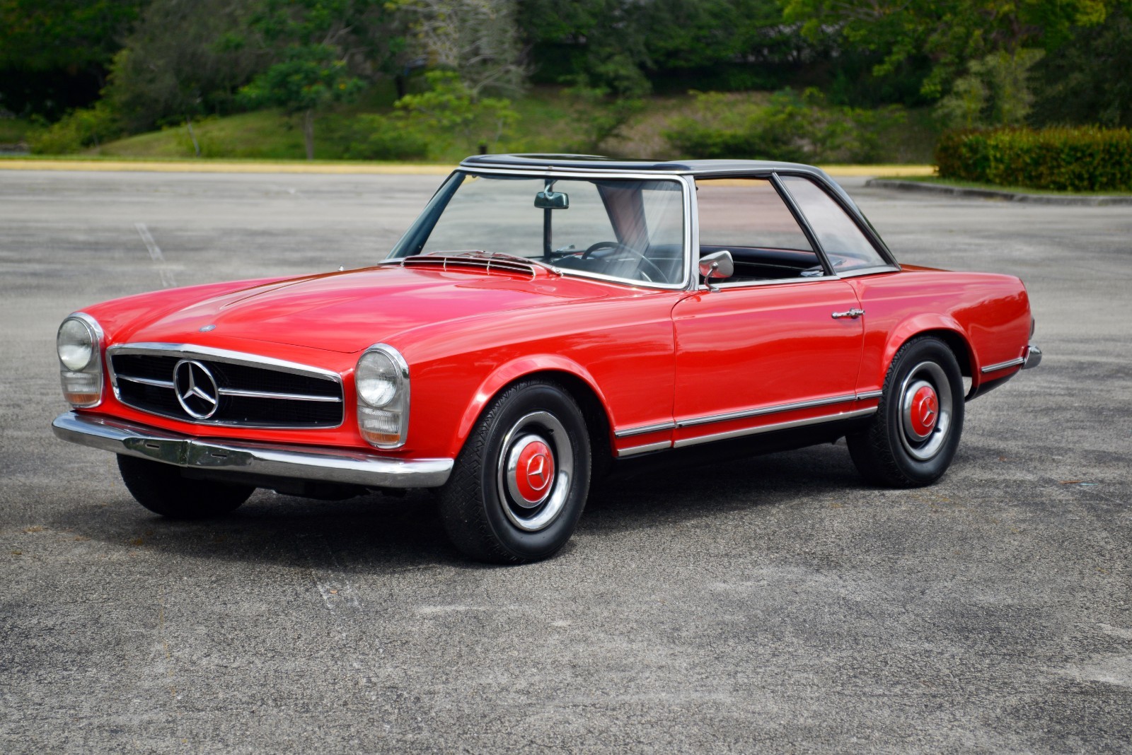 Mercedes-Benz-SL-Class-1964-Convertible-1