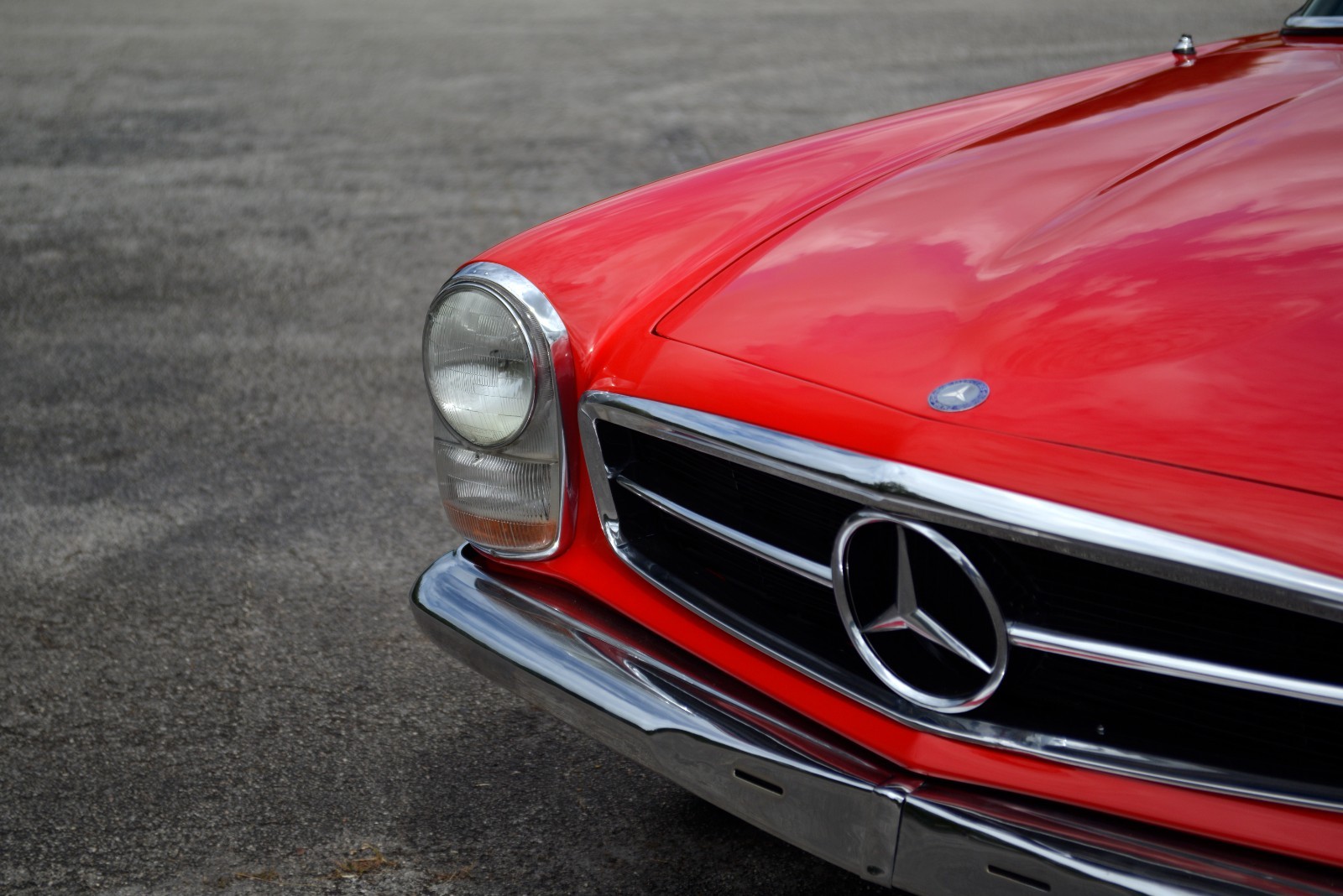Mercedes-Benz-SL-Class-1964-Convertible-2