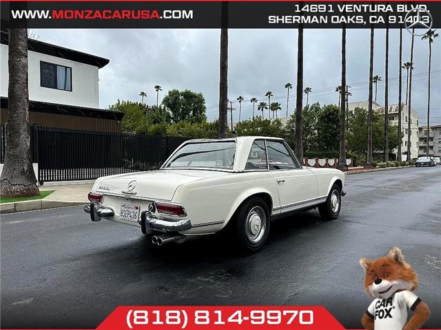 Mercedes-Benz-SL-Class-1965-Convertible-36