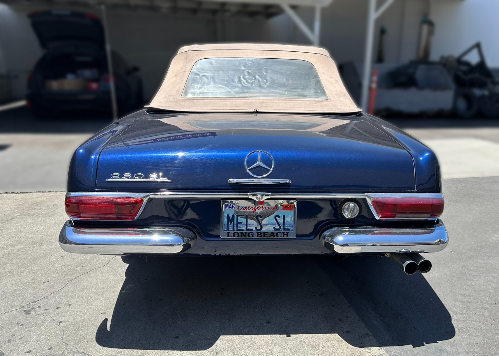 Mercedes-Benz-SL-Class-1967-Convertible-4