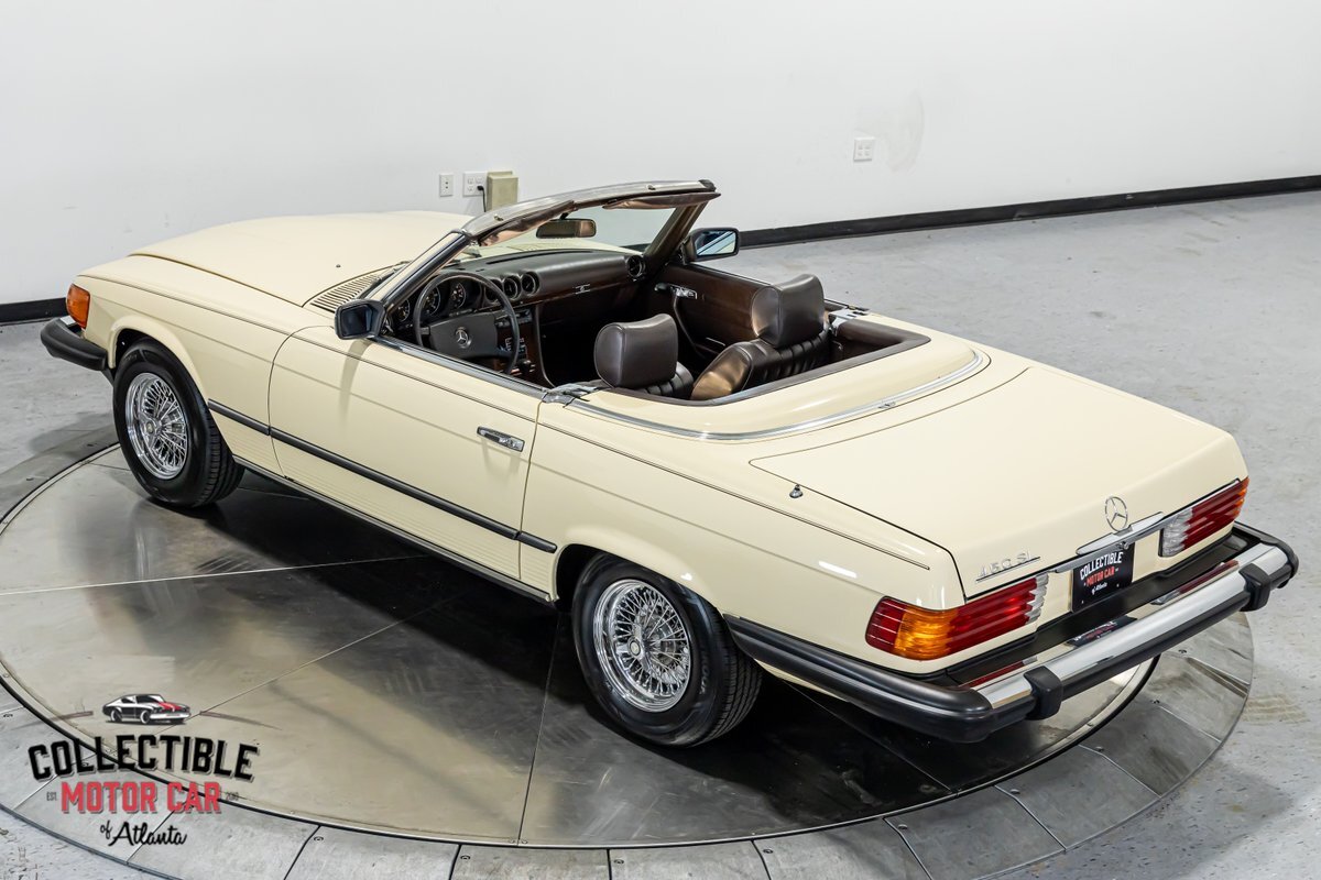 Mercedes-Benz-SL-Class-1980-Convertible-24