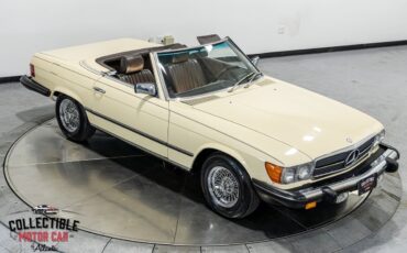 Mercedes-Benz-SL-Class-1980-Convertible-26