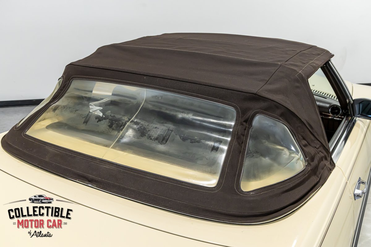 Mercedes-Benz-SL-Class-1980-Convertible-28