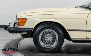 Mercedes-Benz-SL-Class-1980-Convertible-32
