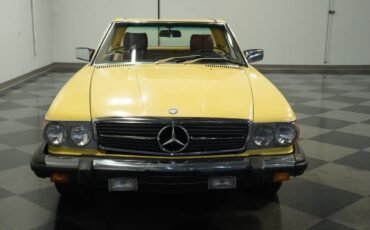 Mercedes-Benz-SL-Class-1982-Convertible-14