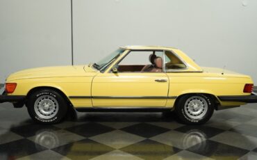 Mercedes-Benz-SL-Class-1982-Convertible-2