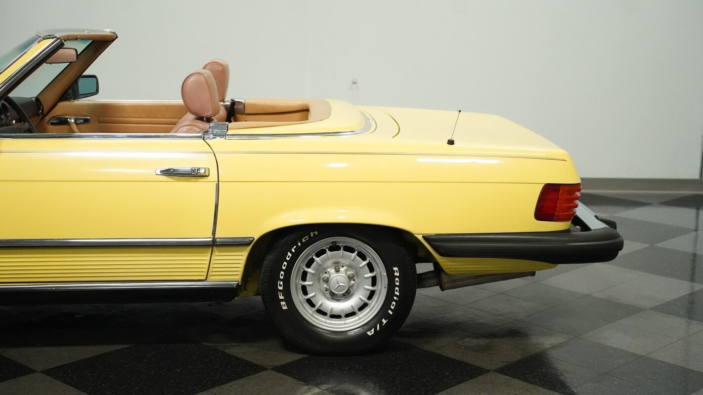 Mercedes-Benz-SL-Class-1982-Convertible-20