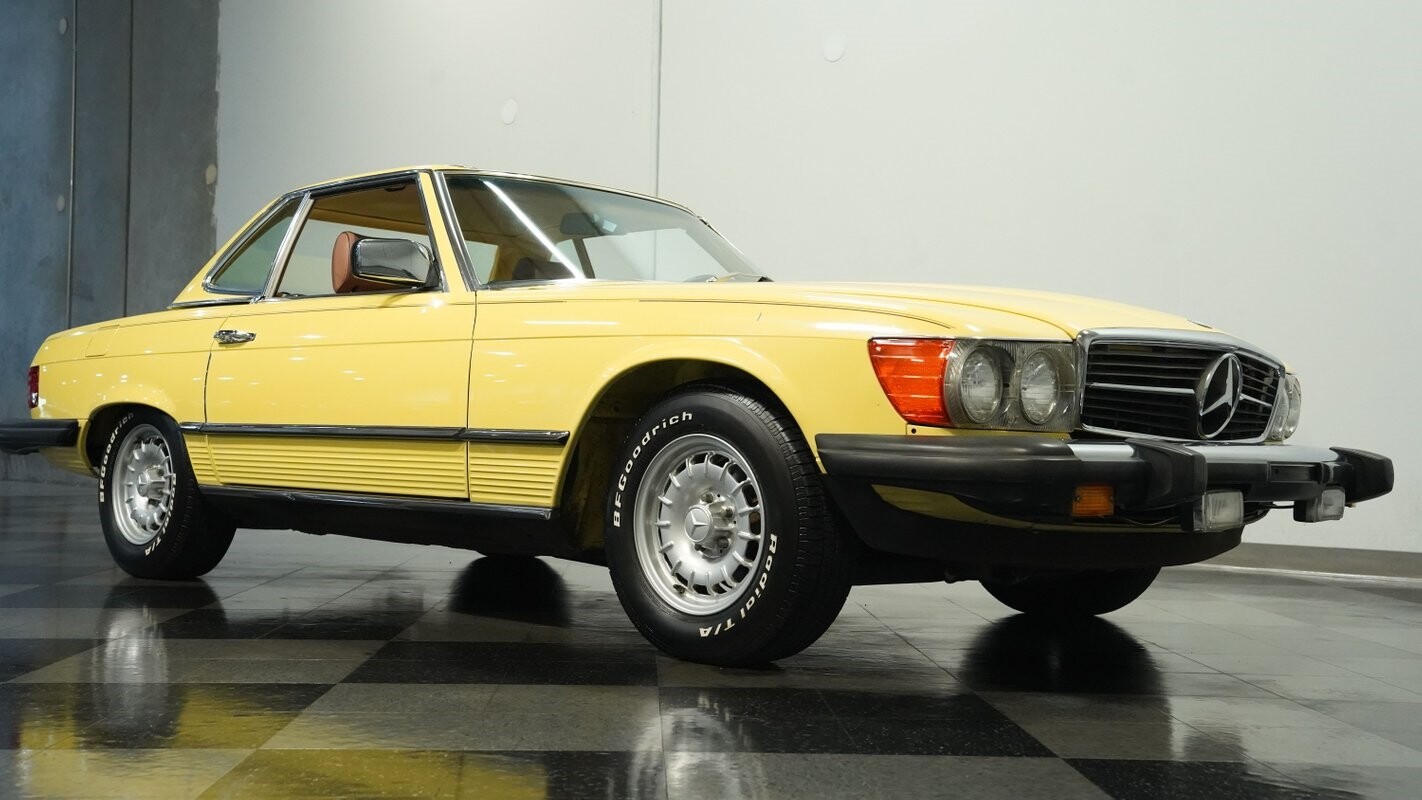 Mercedes-Benz-SL-Class-1982-Convertible-27