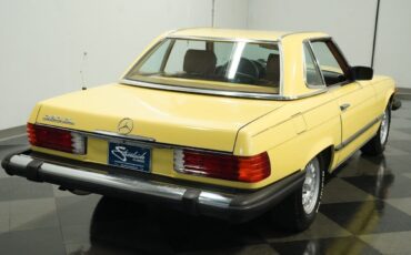 Mercedes-Benz-SL-Class-1982-Convertible-9