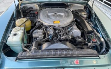 Mercedes-Benz-SL-Class-1983-Convertible-16