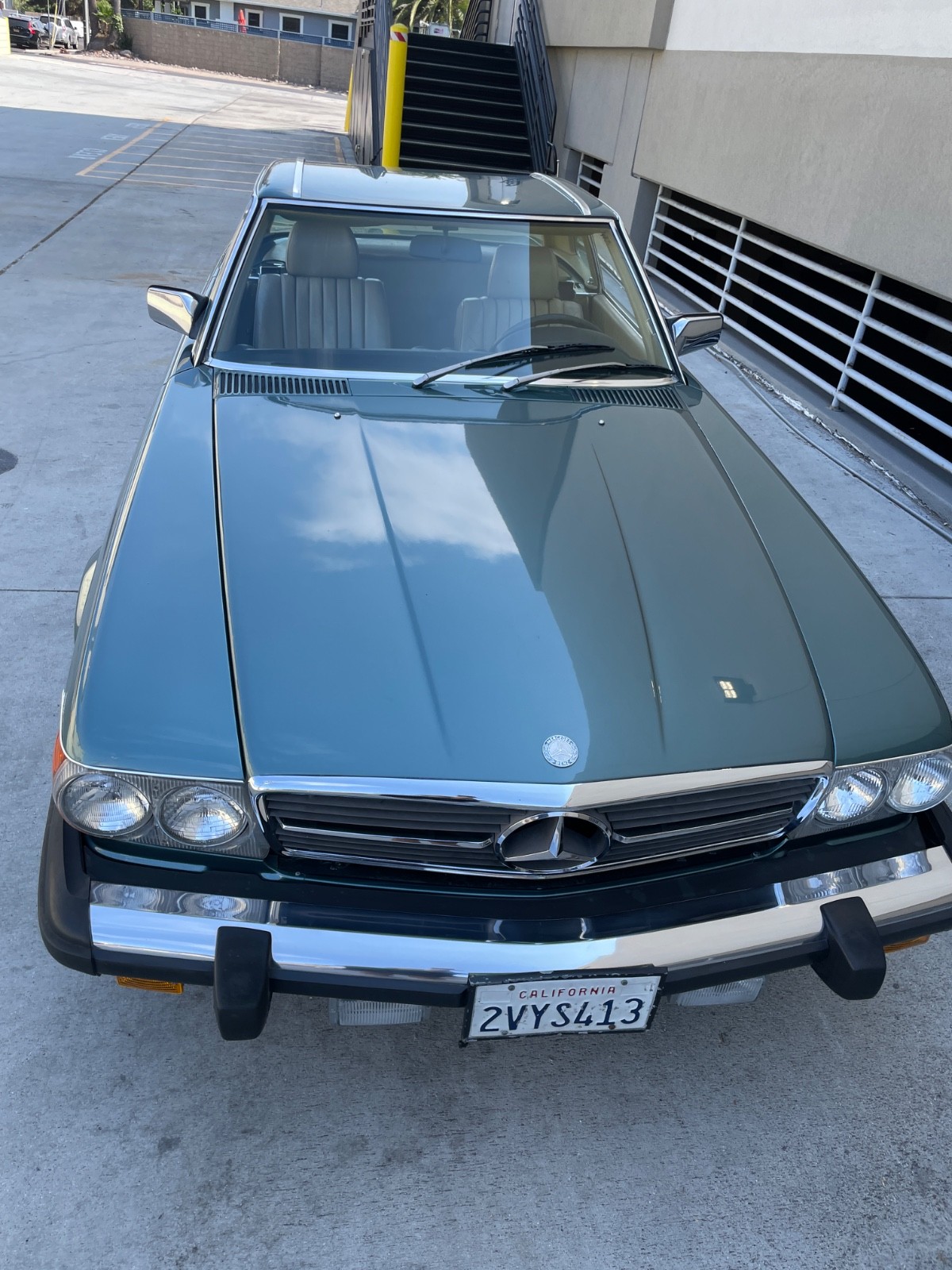 Mercedes-Benz-SL-Class-1983-Convertible-22