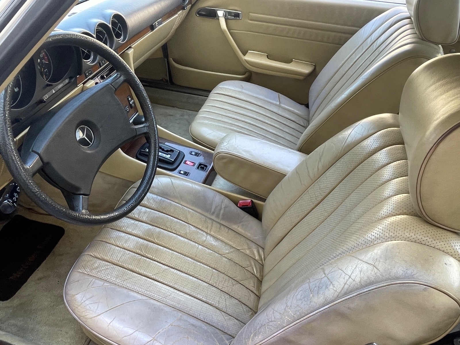 Mercedes-Benz-SL-Class-1983-Convertible-8