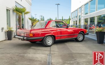 Mercedes-Benz-SL-Class-1983-Roadster-12
