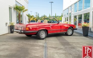 Mercedes-Benz-SL-Class-1983-Roadster-15