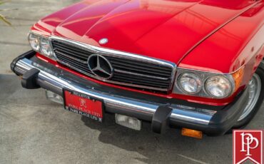 Mercedes-Benz-SL-Class-1983-Roadster-3
