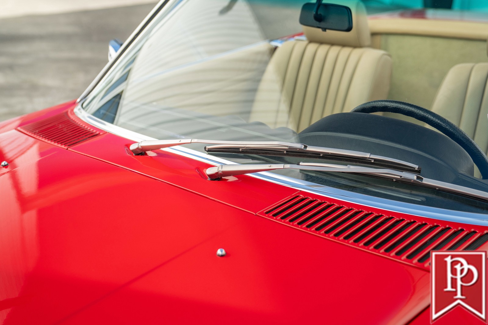 Mercedes-Benz-SL-Class-1983-Roadster-7