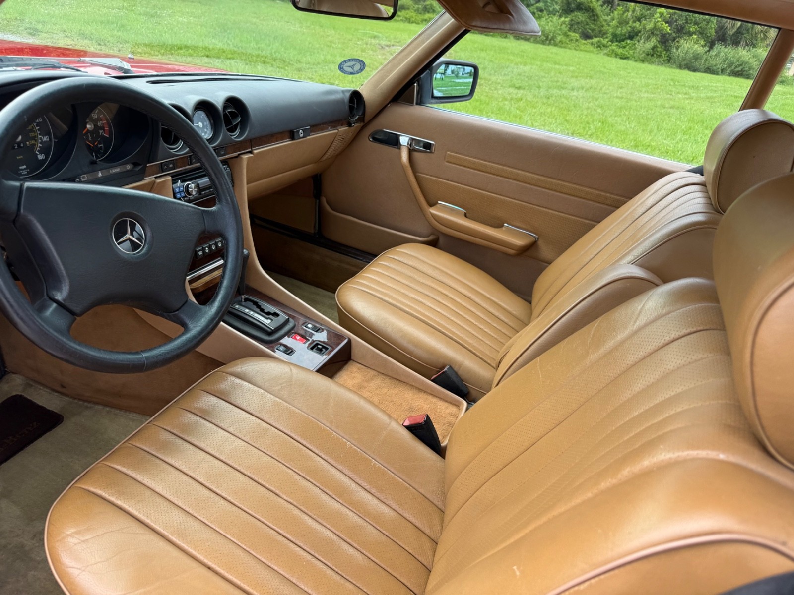 Mercedes-Benz-SL-Class-1985-Convertible-15