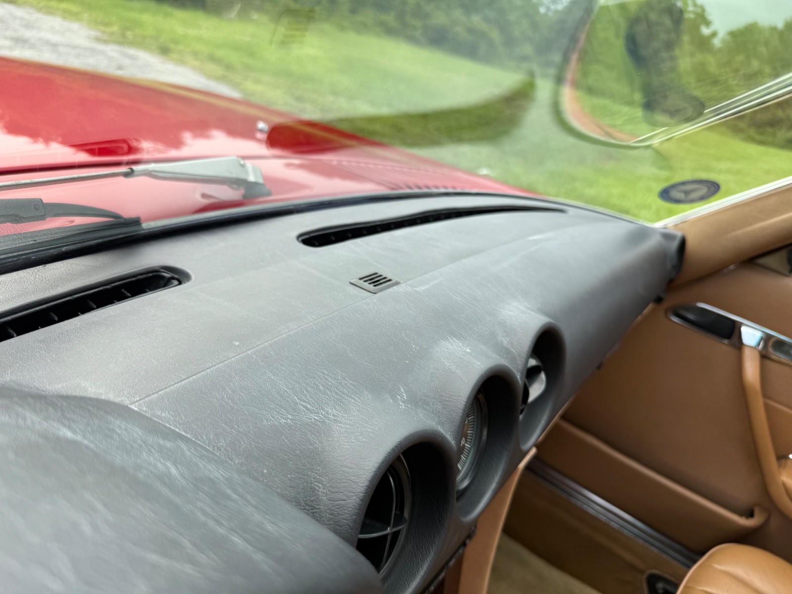 Mercedes-Benz-SL-Class-1985-Convertible-16