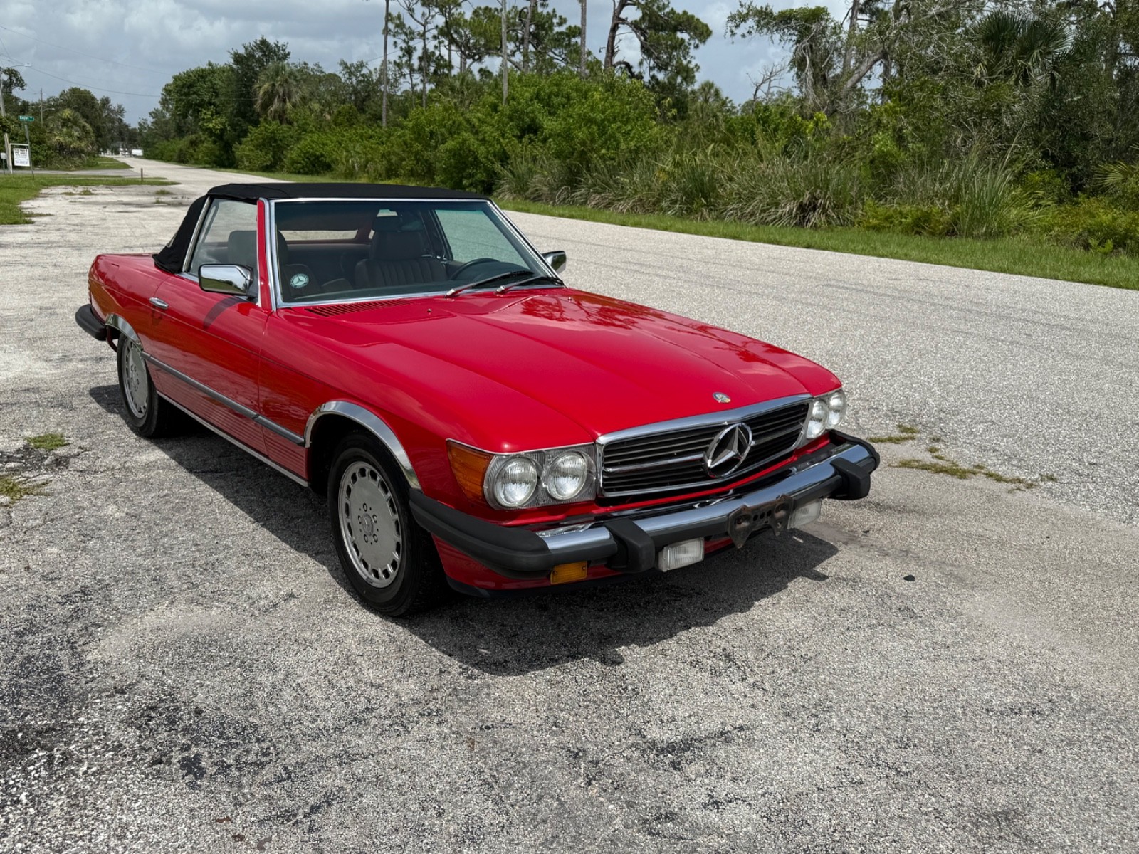 Mercedes-Benz SL-Class 1985 Convertible