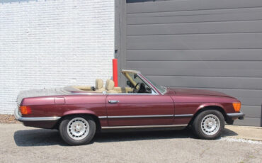 Mercedes-Benz-SL-Class-1985-Other-11